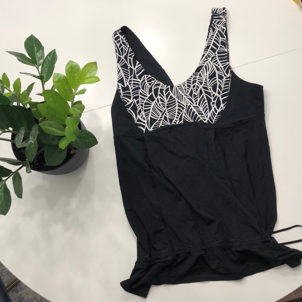 LuluLemon Hustle & Bustle tank pretty palm
